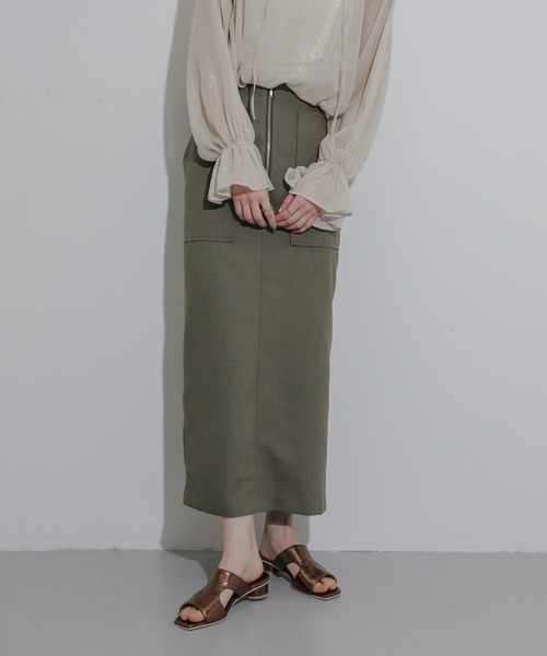 SENSE OF PLACE by URBAN RESEARCH(センスオブプレイスバイアーバンリサーチ)の「アウトポケットジップスカート(スカート・レディース・カーキ/アイボリー/ブラック/チャコールグレー・SMALL/MEDIUM)」の2枚目の写真