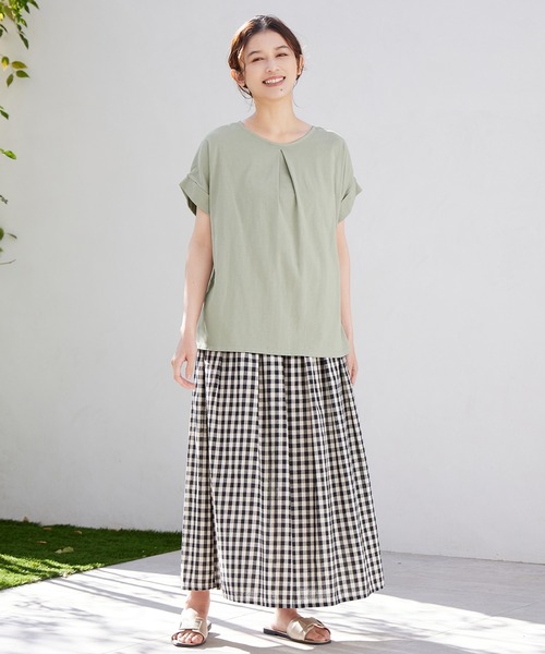 Viola e Viola(ヴィオラエヴィオラ)の「さらひやりコットン 前後2WAYトップス(Tシャツ/カットソー・レディース・ホワイト/ブラック/グレイッシュブルー/ミント/モカ・M/L/LL/3L/4L/5L)」の13枚目の写真