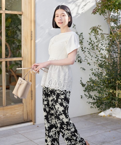 Viola e Viola(ヴィオラエヴィオラ)の「さらひやりコットン 前後2WAYトップス(Tシャツ/カットソー・レディース・ホワイト/ブラック/グレイッシュブルー/ミント/モカ・M/L/LL/3L/4L/5L)」の8枚目の写真