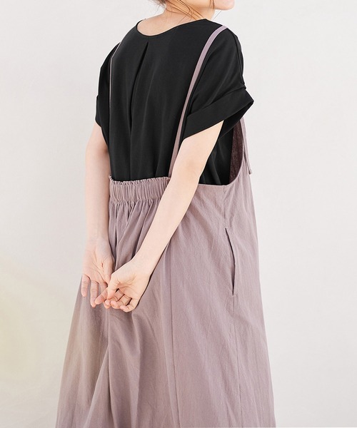 Viola e Viola(ヴィオラエヴィオラ)の「さらひやりコットン 前後2WAYトップス(Tシャツ/カットソー・レディース・ホワイト/ブラック/グレイッシュブルー/ミント/モカ・M/L/LL/3L/4L/5L)」の6枚目の写真