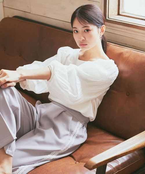 earth music&ecology（アースミュージックアンドエコロジー）の「マジョリカプリーツプルオーバー（Tシャツ/カットソー・レディース・ミント/オフホワイト/ピンクベージュ/サックスブルー/ブラック・FREE）」の11枚目の写真