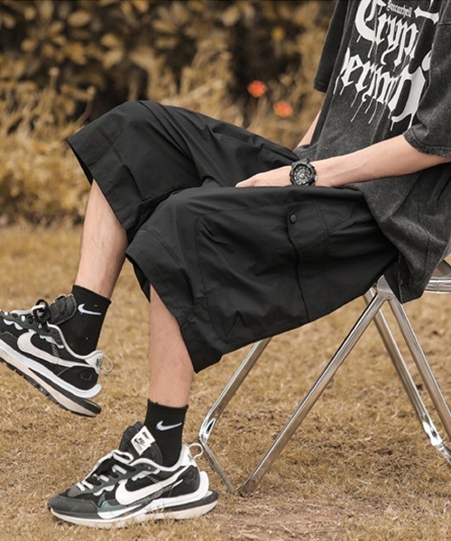 Ressaca(レサーカ)の「ワイドシルエット イージーカーゴショーツ(カーゴパンツ・メンズ・ブラック/カーキ・M/L/XL)」の21枚目の写真