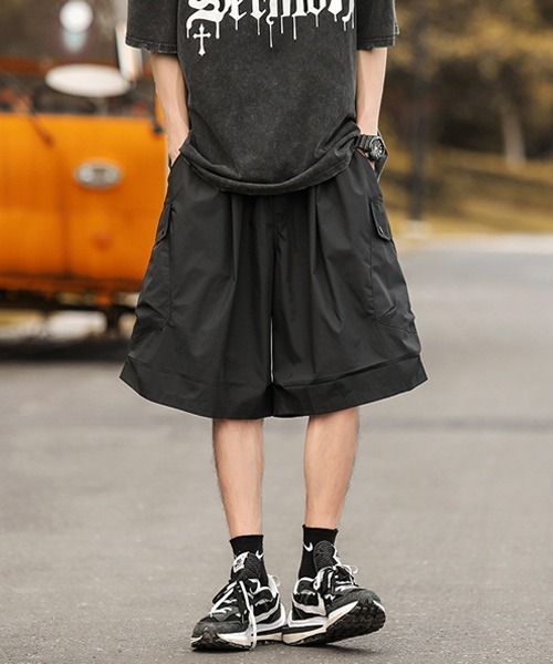 Ressaca(レサーカ)の「ワイドシルエット イージーカーゴショーツ(カーゴパンツ・メンズ・ブラック/カーキ・M/L/XL)」の13枚目の写真