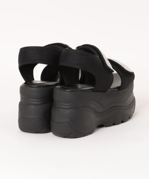 Mafmof（マフモフ）の「Mafmof(マフモフ)9cm厚底フラットソールラインストーンビジュースポーツサンダル（サンダル・レディース・ホワイト/ブラック・S/M/L/LL）」の3枚目の写真