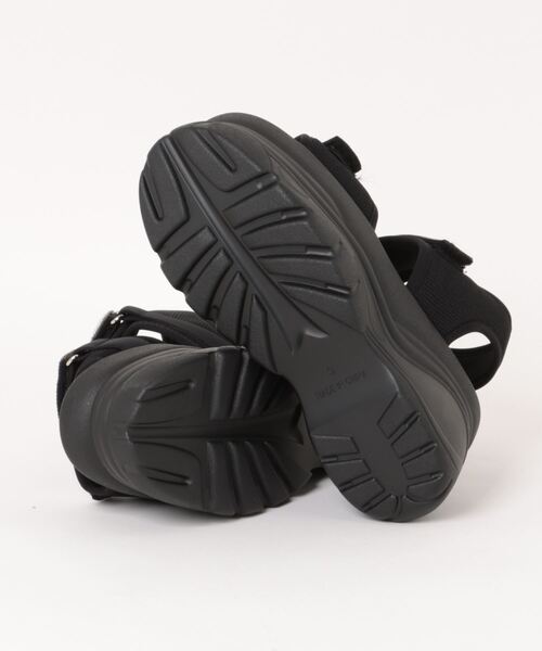 Mafmof（マフモフ）の「Mafmof(マフモフ)9cm厚底フラットソールラインストーンビジュースポーツサンダル（サンダル・レディース・ホワイト/ブラック・S/M/L/LL）」の4枚目の写真