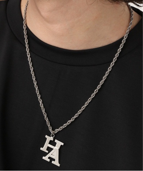 HARE（ハレ）の「HAREロゴチャームネックレス(HARE)（ネックレス・メンズ・シルバー・FREE）」の7枚目の写真