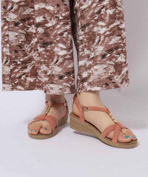 SHOO・LA・RUE(シューラルー)の「◆【ふかふか中敷き】片手で履ける Yストラップサンダル(サンダル・レディース・チャコールグレー/サンドベージュ/ダークオレンジ/カーキ/ブルー/イエロー・35/45)」の18枚目の写真