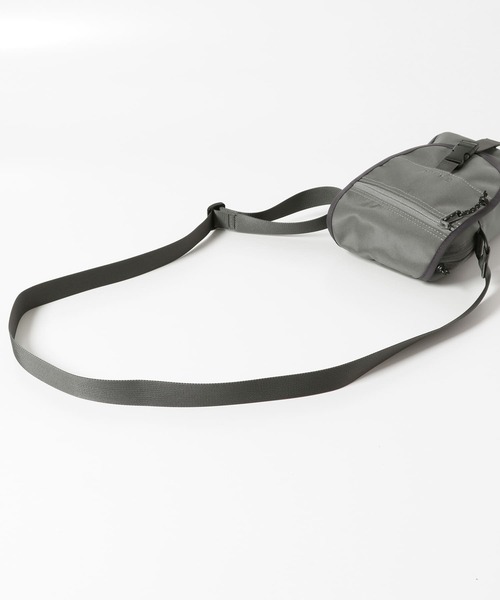 EKAL（エカル）の「TRAVELER SHOULDER（ショルダーバッグ・メンズ・グレー/ブラック・ONE）」の11枚目の写真