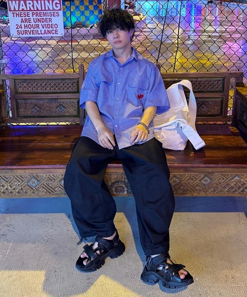 ADAMASTE（アダマスト）の「ハートバルーン刺繍ストライプシャツ（シャツ/ブラウス・メンズ・ホワイト系その他/ブルー系その他・LARGE/MEDIUM）」の8枚目の写真