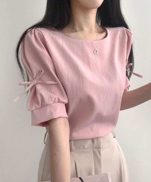 VIVID LADY(ビビッドレディー)の「リボン付き袖ブラウス バレコア 長袖 半袖 レディース クルーネック リボン ブラウス(シャツ/ブラウス・レディース・ブラック/スカイブルー/ピンク/アイボリー/ブラック系その他/クリーム/ベージュ/ピンク系その他/グレー/ブルー系その他・FREE/フリー/SMALL)」の13枚目の写真