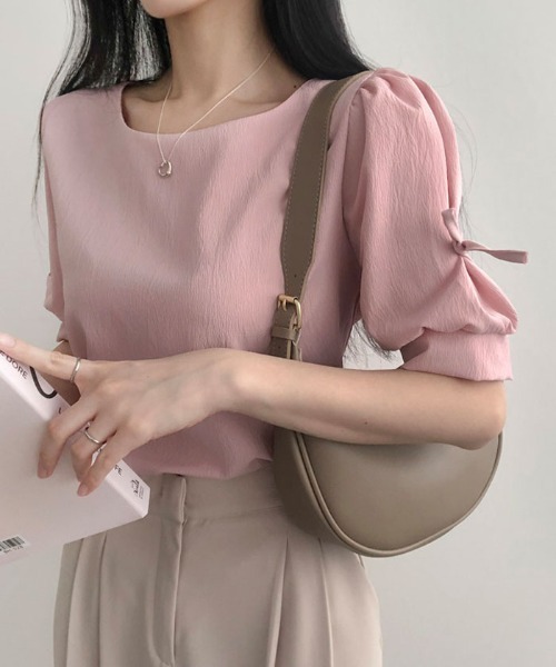 VIVID LADY(ビビッドレディー)の「リボン付き袖ブラウス バレコア 長袖 半袖 レディース クルーネック リボン ブラウス(シャツ/ブラウス・レディース・ブラック/スカイブルー/ピンク/アイボリー/ブラック系その他/クリーム/ベージュ/ピンク系その他/グレー/ブルー系その他・FREE/フリー/SMALL)」の15枚目の写真