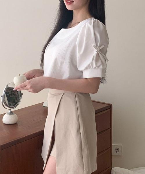 VIVID LADY(ビビッドレディー)の「リボン付き袖ブラウス バレコア 長袖 半袖 レディース クルーネック リボン ブラウス(シャツ/ブラウス・レディース・ブラック/スカイブルー/ピンク/アイボリー/ブラック系その他/クリーム/ベージュ/ピンク系その他/グレー/ブルー系その他・FREE/フリー/SMALL)」の20枚目の写真