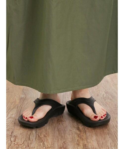 Samansa Mos2(サマンサ モスモス)の「ソフトトングサンダル(サンダル・レディース・ブラック/オフホワイト・L/M/S)」の1枚目の写真