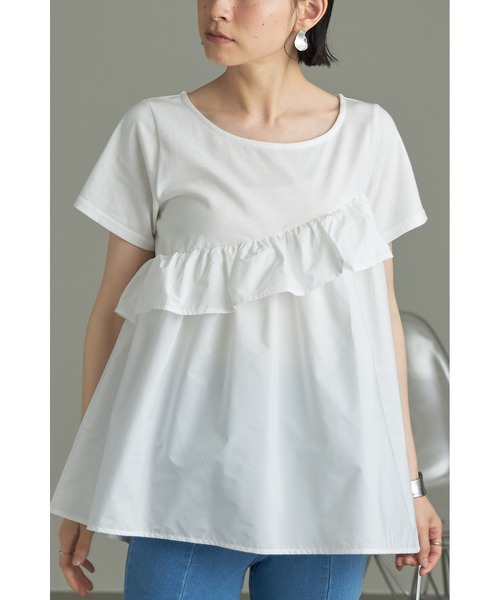 &. NOSTALGIA(アンドドットノスタルジア)の「アシメフリルカットプルオーバー(Tシャツ/カットソー・レディース・ベージュ/オフホワイト/ブラック・M)」の4枚目の写真