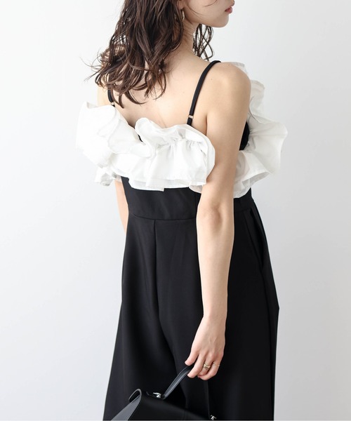 AMELY(エミリー)の「フリルキャミオールインワン(つなぎ/オールインワン・レディース・ブラウン/ブラック/グレー・L/M)」の4枚目の写真