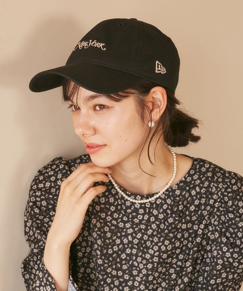 NEW ERA（ニューエラ）の「【NEWERA(R)/ニューエラ別注】 New York Magazine Logo Cap（キャップ・レディース・ブラック/ホワイト系その他5/ベージュ・FREE）」の20枚目の写真