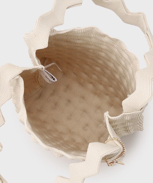 OPAQUE.CLIP（オペークドットクリップ）の「◆ポコポコニットバッグ（ハンドバッグ・レディース・ブルー/ブラック/アイボリー/マスタード・00）」の21枚目の写真