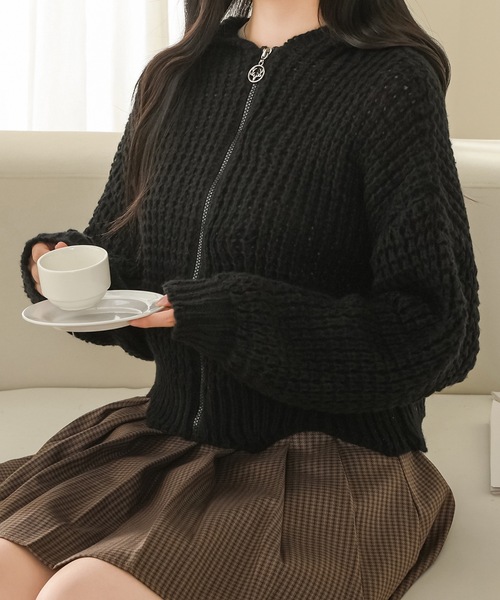 Lace Ladies(レースレディース)の「フロントジップ フーデット コンパクト ニット カーディガン(カーディガン/ボレロ・レディース・ベージュ/ピンク/ブラック/アイボリー/ブルーグレー・FREE)」の1枚目の写真