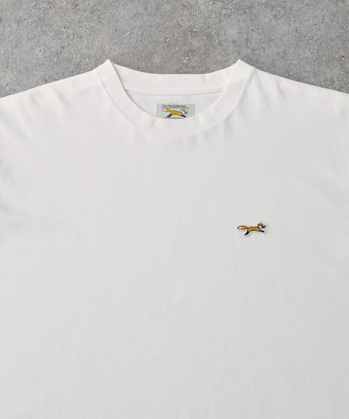MONO-MART（モノマート）の「PENNEYS/ペニーズ 別注 THE FOX ロゴ ワンポイントワッペン刺繍オーバーサイズTシャツ（Tシャツ/カットソー・レディース・ダークネイビー/ライトグレー/ホワイト系/ブラック/ホワイト/チャコール/ブラウン/グレイッシュベージュ/レッド/ピンク/ブラック系/グレイッシュブルー/チェリーレッド・S/L/M）」の21枚目の写真