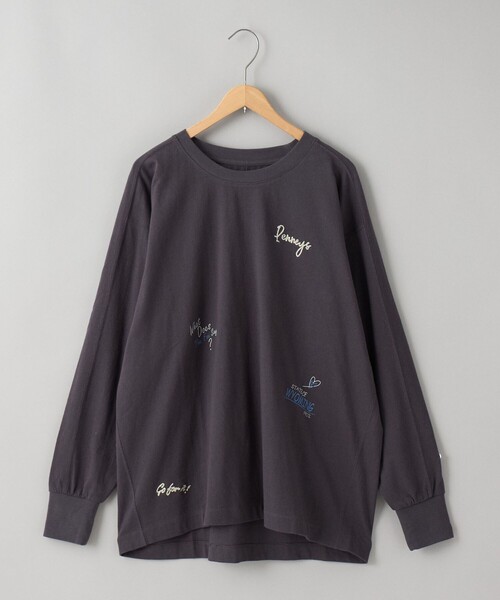 PENNEYS(ぺニーズ)の「PENNEYS(ぺニーズ)別注ランダム刺繍ロングスリーブTシャツ(Tシャツ/カットソー・レディース・ライトブルー/ダークグレー/オフホワイト/ナチュラル・FREE)」の2枚目の写真