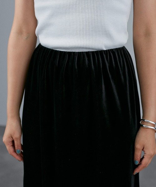 CE'E_SE'E（シーシー）の「ベロアストレートスカート（スカート・レディース・ブラック/ベージュ/ダークブラウン/ネイビー・FREE）」の20枚目の写真