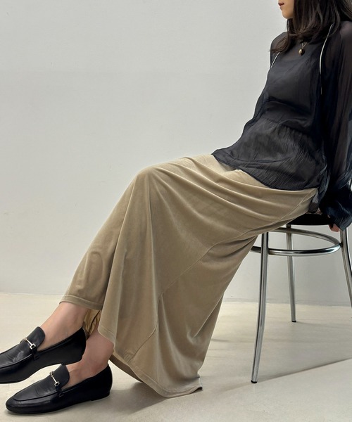 CE'E_SE'E（シーシー）の「ベロアストレートスカート（スカート・レディース・ブラック/ベージュ/ダークブラウン/ネイビー・FREE）」の15枚目の写真