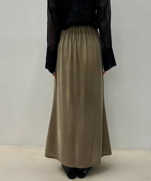 CE'E_SE'E（シーシー）の「ベロアストレートスカート（スカート・レディース・ブラック/ベージュ/ダークブラウン/ネイビー・FREE）」の18枚目の写真