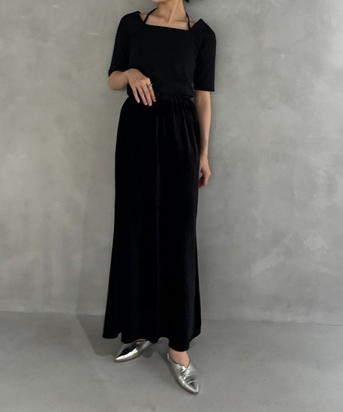 CE'E_SE'E（シーシー）の「ベロアストレートスカート（スカート・レディース・ブラック/ベージュ/ダークブラウン/ネイビー・FREE）」の5枚目の写真