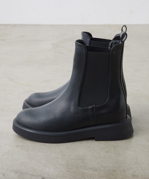 PUAL CE CIN（ピュアルセシン）の「サイドゴアブーツ（ブーツ・レディース・ブラック・SMALL/LARGE/MEDIUM）」の3枚目の写真