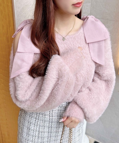 INGNI（イング）の「肩リボンフェザーニット（ニット/セーター・レディース・ブラック/グレー系その他/オフホワイト/ピンク・M）」の6枚目の写真