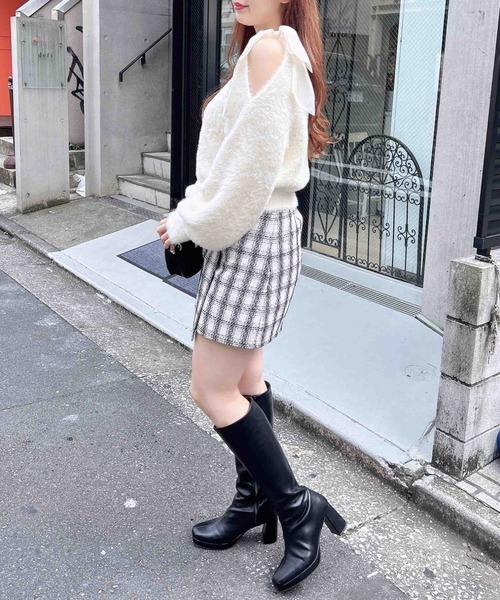 INGNI（イング）の「肩リボンフェザーニット（ニット/セーター・レディース・ブラック/グレー系その他/オフホワイト/ピンク・M）」の7枚目の写真