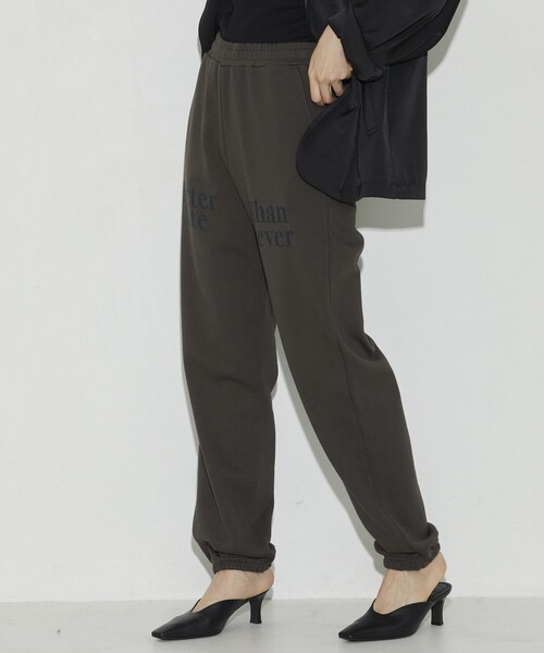 Firsthand（ファーストハンド）の「Firsthand/ファーストハンド オーガニックコットンロゴスウェットパンツ（スウェットパンツ・レディース・チャコールグレー/ライトグレー・FREE）」の5枚目の写真