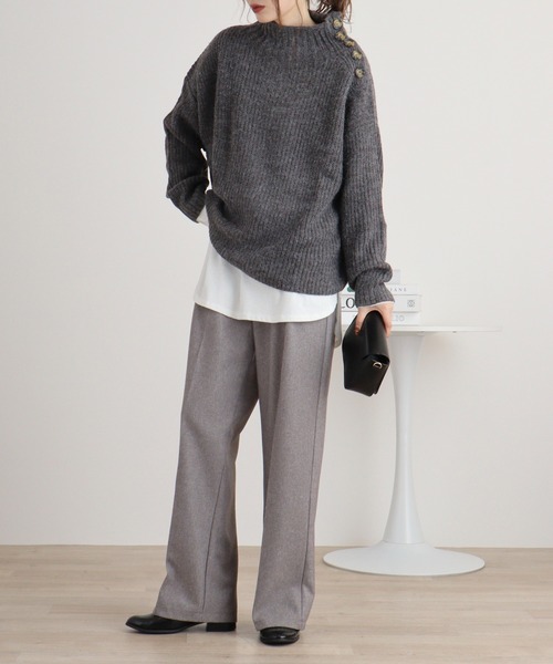 atONE(アットワン)の「バルキーサイドボタンハイネックセーター(ニット/セーター・レディース・ブラック/ライトグレー/チャコールグレー・M-L/LL~3L/4L~5L)」の5枚目の写真