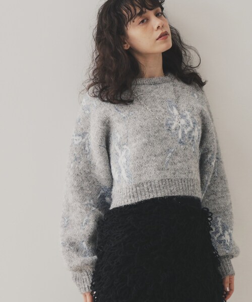 【セール】【VIRAL．】花柄ジャカードクロップドラメニット（ニット/セーター）｜VIRAL.（バイラル）