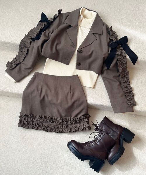 MAJESTIC LEGON（マジェスティックレゴン）の「ホイップフリルスカパン（スカート・レディース・ブラウン/グレー系その他/アイボリー/グレー・MEDIUM）」の21枚目の写真