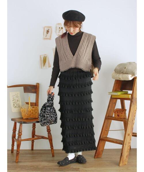 Samansa Mos2（サマンサ モスモス）の「◎ブランケットステッチケーブル編みショートベスト（ベスト・レディース・チャコールグレー/ベージュ/オフホワイト・F）」の8枚目の写真