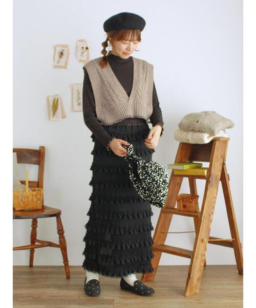 Samansa Mos2（サマンサ モスモス）の「◎ブランケットステッチケーブル編みショートベスト（ベスト・レディース・チャコールグレー/ベージュ/オフホワイト・F）」の12枚目の写真