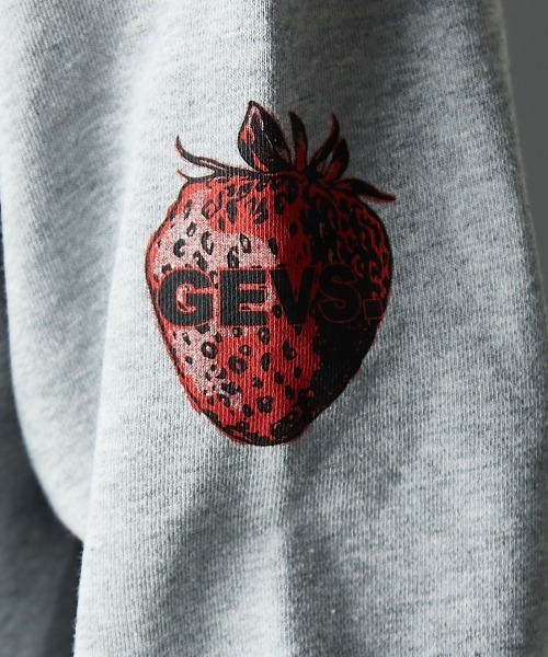 GEVS.(ジェイヴィス)の「綿100%ストロベリープリントジップアップパーカー<大きいサイズ有>GEVS.(パーカー・レディース・オフホワイト/杢グレー・M/L/LL/3L/4L/5L)」の16枚目の写真