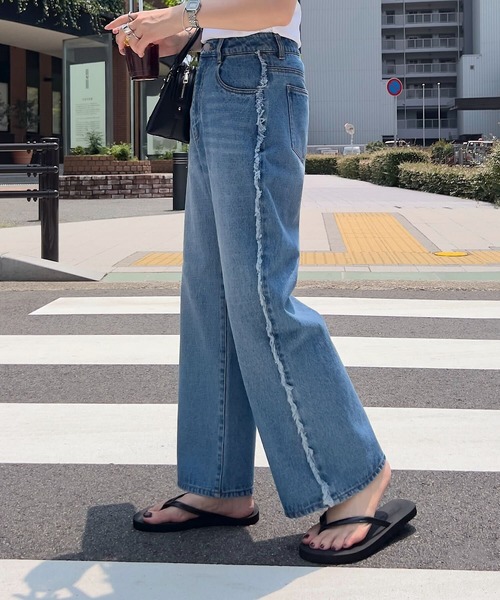 【AUBREY】フリンジサイドラインデニムパンツ AUBREY】フリンジサイドラインデニムパンツ – ANDREA&Co.