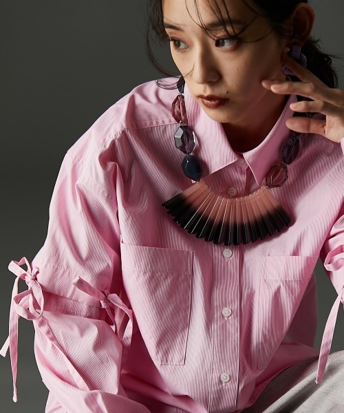 GEVS.(ジェイヴィス)の「綿100%2WAYリボンシャツ<大きいサイズ有>GEVS.(シャツ/ブラウス・レディース・ピンク系/ブルー系・M/L/LL/3L/4L/5L)」の5枚目の写真