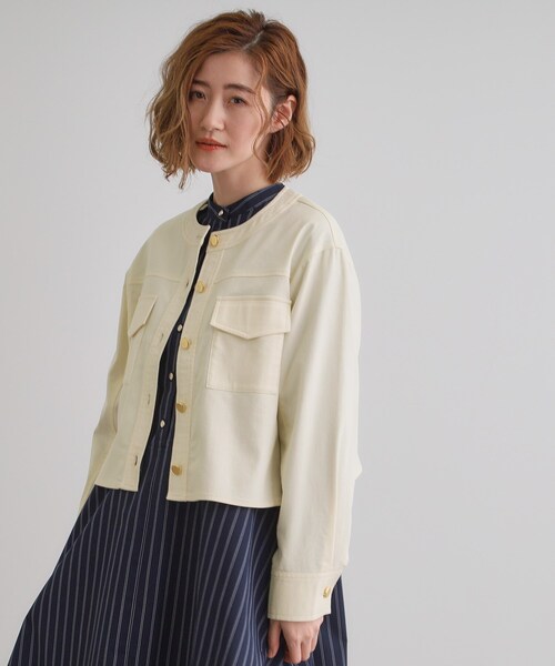 grove(グローブ)の「ライトデニムノーカラージャケット(デニムジャケット・レディース・ネイビー/アイボリー/ブルー・02/01/03/04/05)」の4枚目の写真