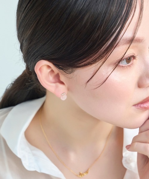 Phoebe(フィービィー)の「【金属アレルギー対応】パワーストーンバーピアス/天然石/パール(ピアス(両耳用)・レディース・ピンク/ホワイト/パープル/イエロー・FREE)」の10枚目の写真