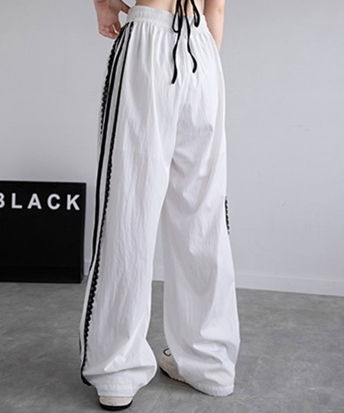 SallyLunn(サリーラン)の「レースデザイントラックパンツ(その他パンツ・レディース・ホワイト/ブラック・LARGE/MEDIUM)」の7枚目の写真