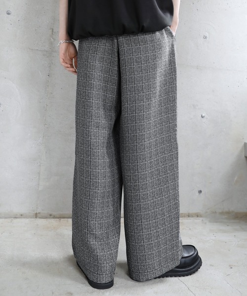 ETELIO（エテリオ）の「総柄サマーツイードワイドバギーパンツ【セットアップ可能】（その他パンツ・メンズ・ブラウン系/ライトグレー系/ブラック系・S/M/L/XL）」の20枚目の写真