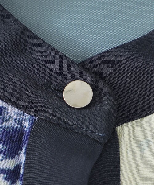 LOVELESS（ラブレス）の「ニュアンスプリントワンピース（シャツワンピース・レディース・ブルー/レッド系その他・34/36/38）」の12枚目の写真