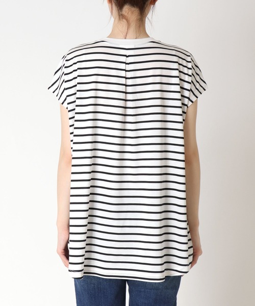 Jines(ジネス)の「接触冷感フレンチスリーブボーダーカットソー(Tシャツ/カットソー・レディース・ブラック/レッド・38)」の10枚目の写真