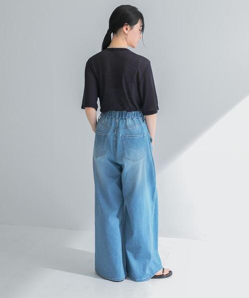 URBAN RESEARCH（アーバンリサーチ）の「『3サイズ展開』綿麻デニムイージーパンツ（デニムパンツ・レディース・ライトブルー・36/38/40）」の8枚目の写真