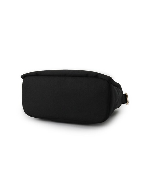 SHOO・LA・RUE（シューラルー）の「【撥水】フロントポケットショルダーバッグ（ショルダーバッグ・レディース・グレー/ブルー/ブラック・00）」の19枚目の写真