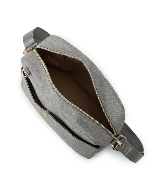 SHOO・LA・RUE（シューラルー）の「【撥水】フロントポケットショルダーバッグ（ショルダーバッグ・レディース・グレー/ブルー/ブラック・00）」の17枚目の写真