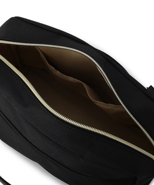 SHOO・LA・RUE（シューラルー）の「【撥水】フロントポケットショルダーバッグ（ショルダーバッグ・レディース・グレー/ブルー/ブラック・00）」の14枚目の写真